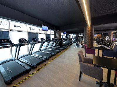 Tatilya Queen Sakarya Bayan Spor Kompleksi Fotoğrafları